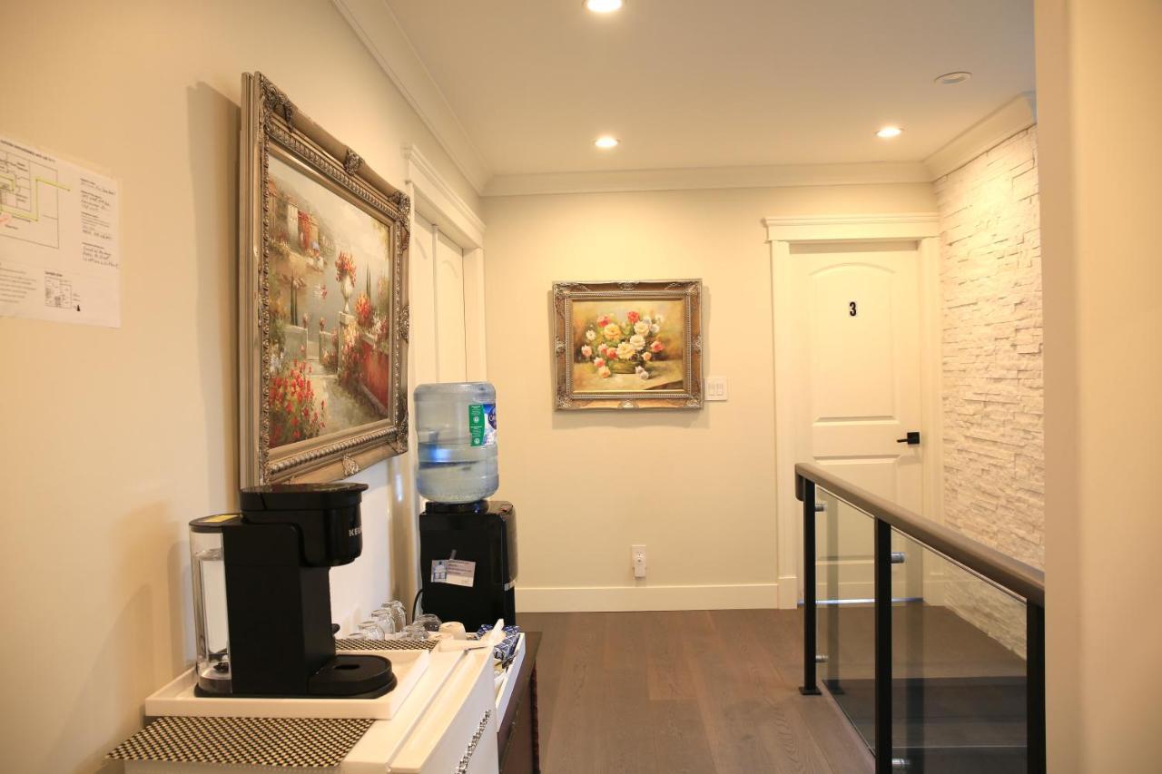 Nice Home Away At Vancouver Near Yvr エクステリア 写真