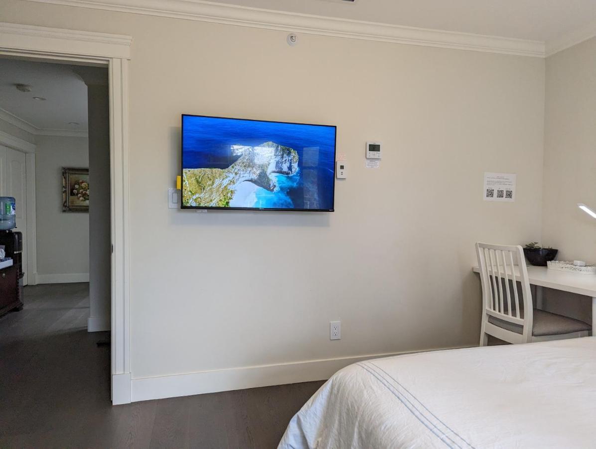 Nice Home Away At Vancouver Near Yvr エクステリア 写真