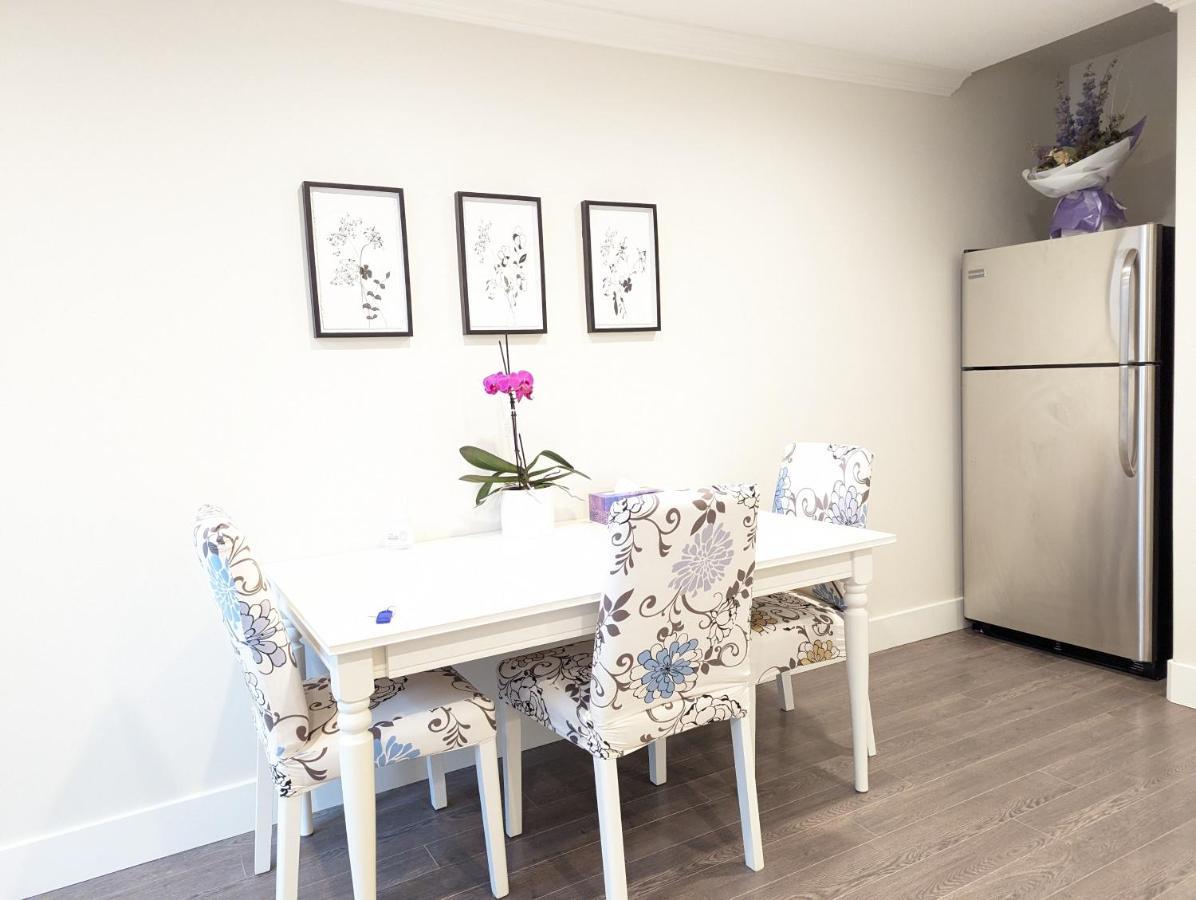 Nice Home Away At Vancouver Near Yvr エクステリア 写真