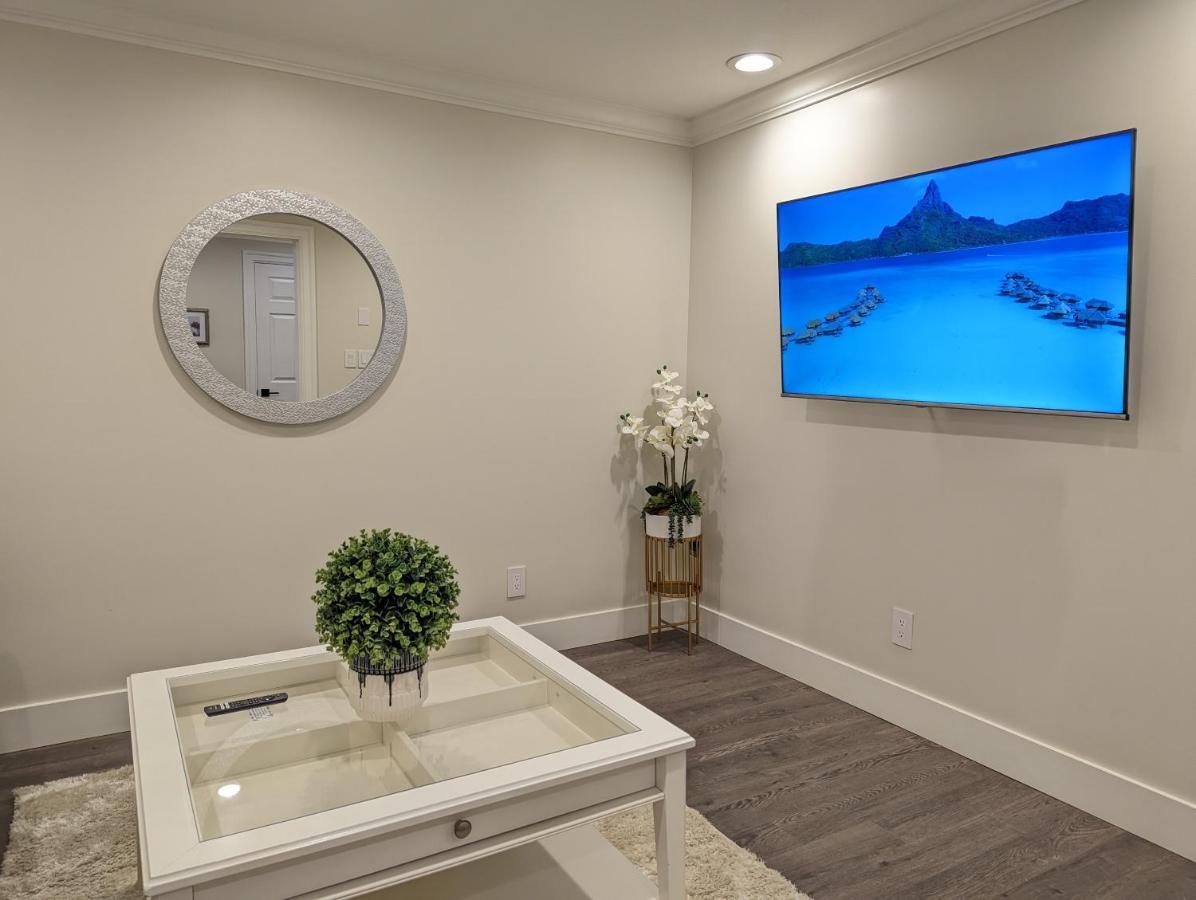 Nice Home Away At Vancouver Near Yvr エクステリア 写真