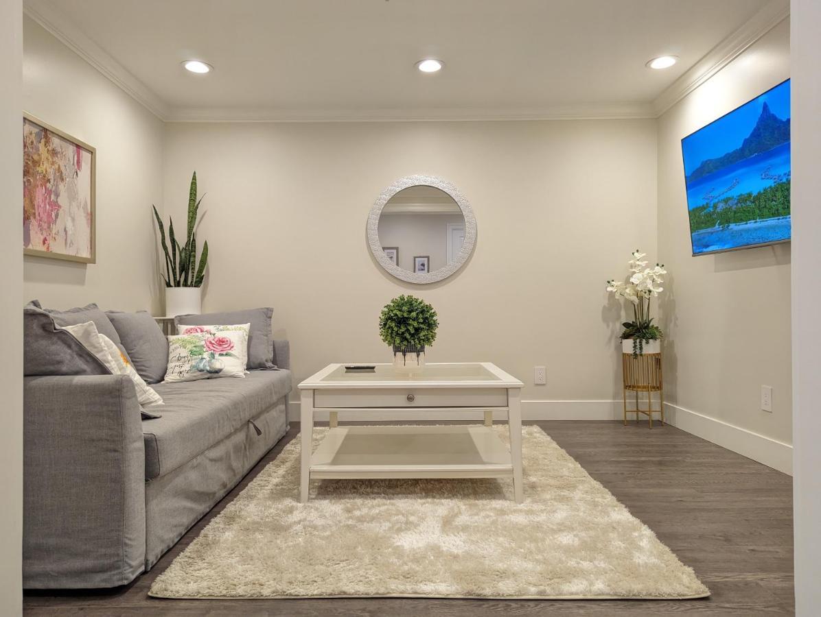 Nice Home Away At Vancouver Near Yvr エクステリア 写真
